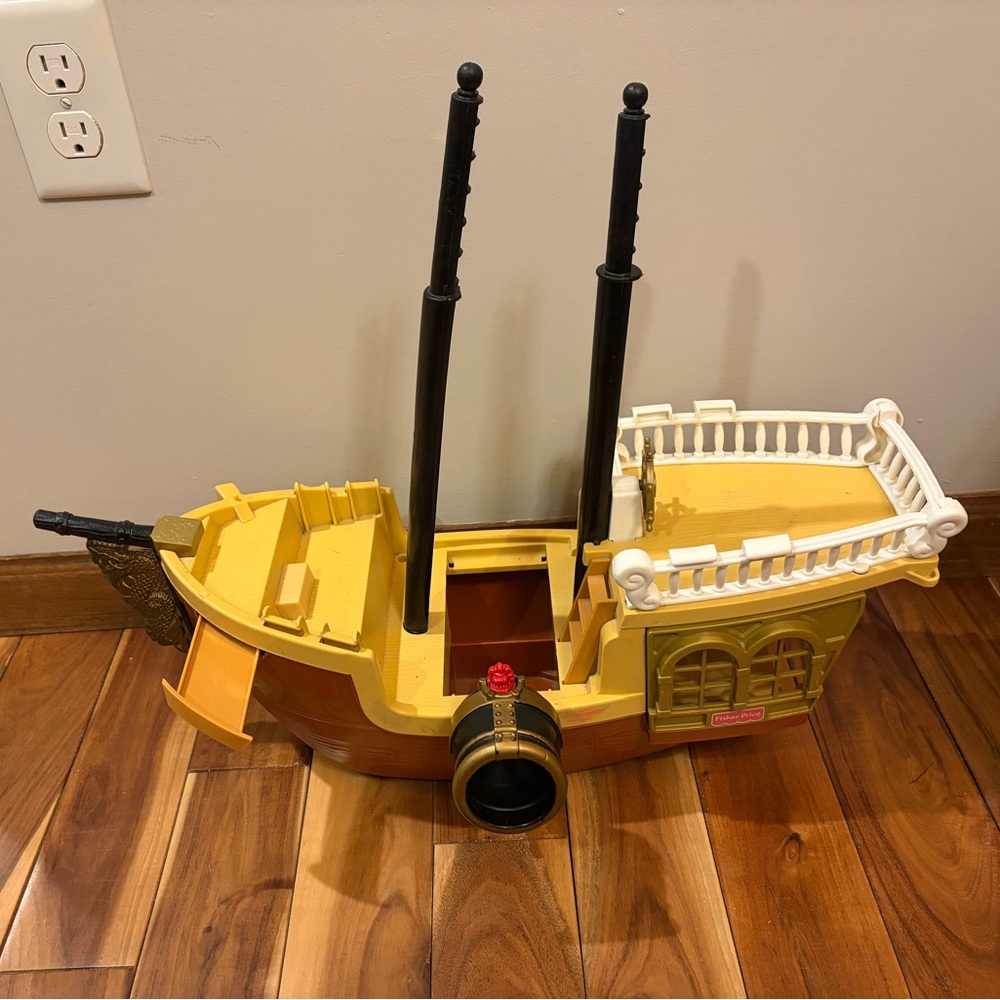 Vintage 1994 Fisher Price Great Adventures Pirate Ship